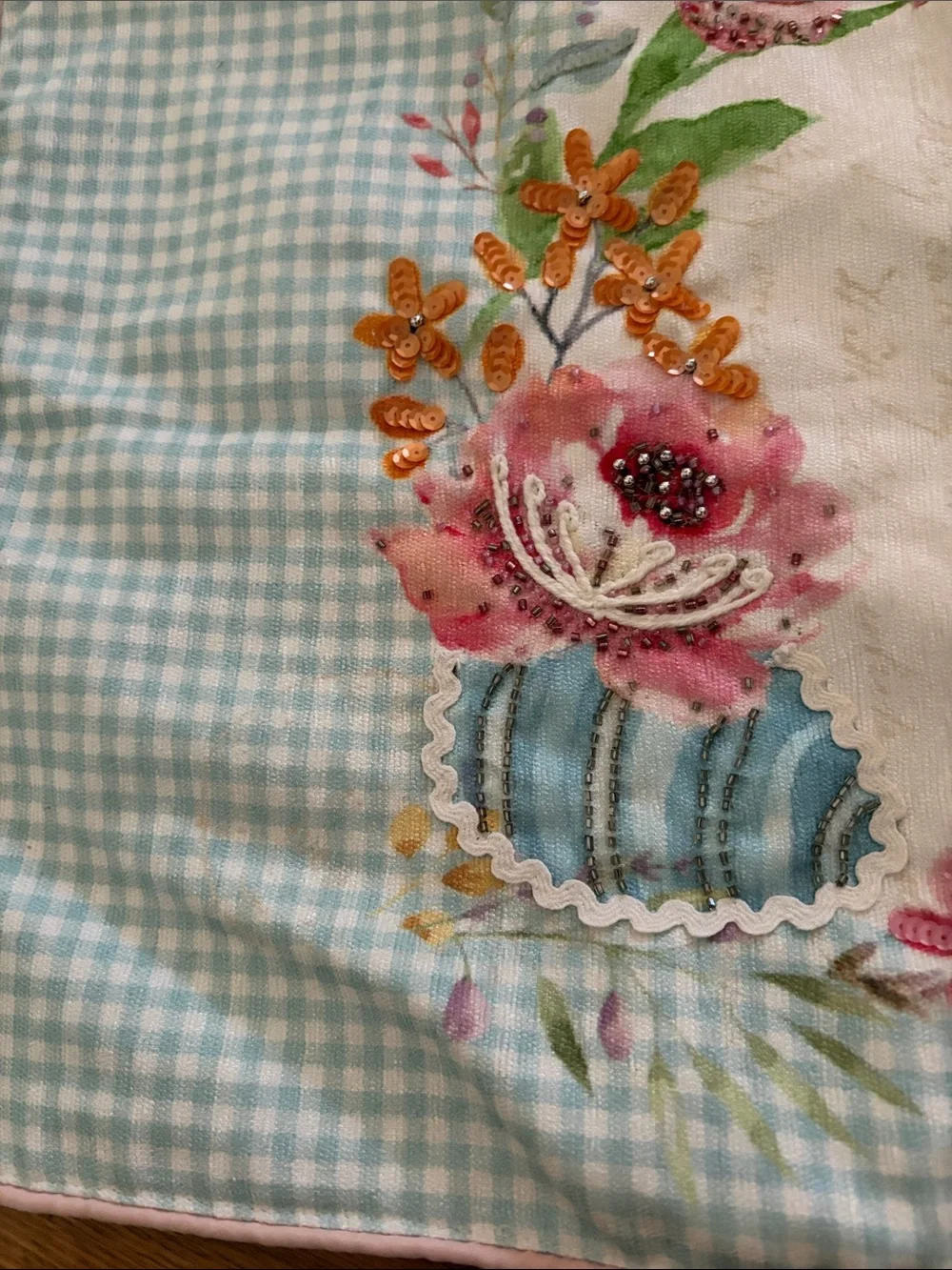 Isaac Mizrahi close up